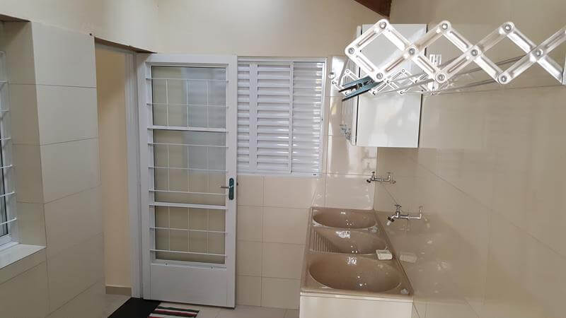 Vende-se excelente casa com 3 quartos