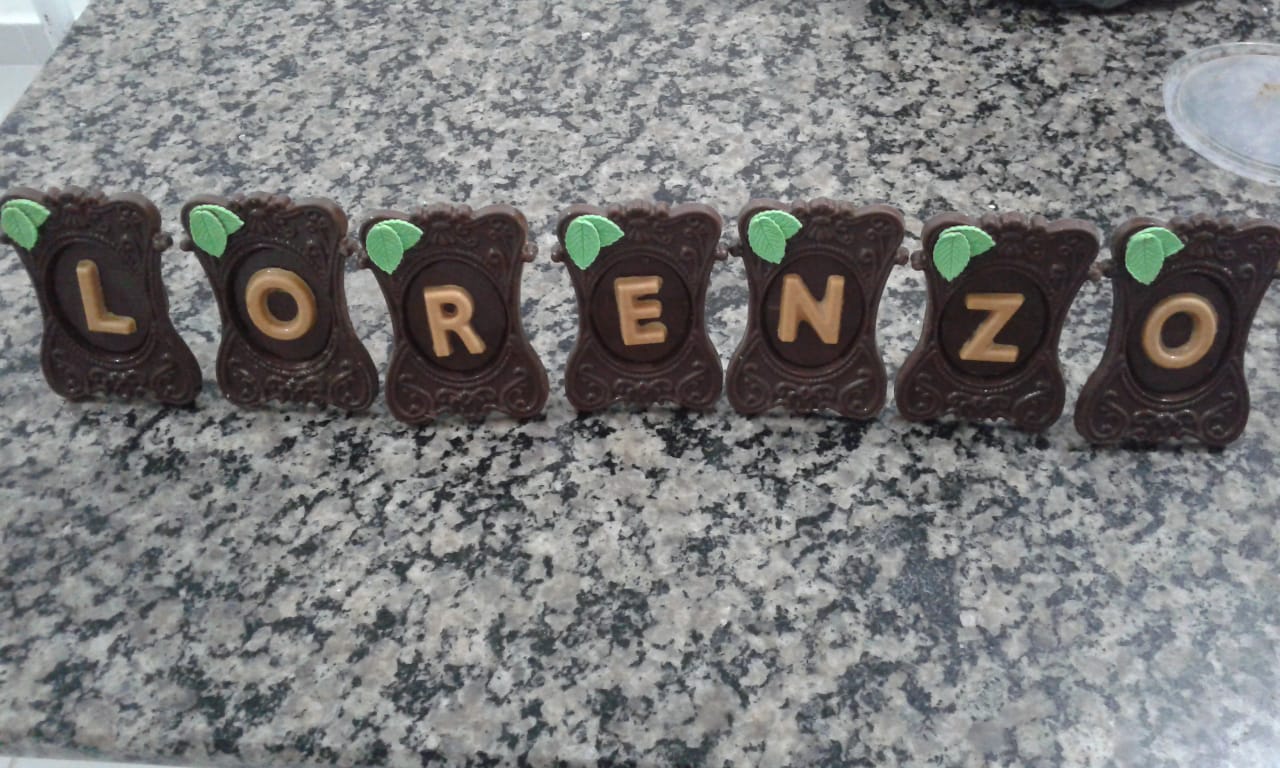 Doces personalizados e lembranças personalizadas